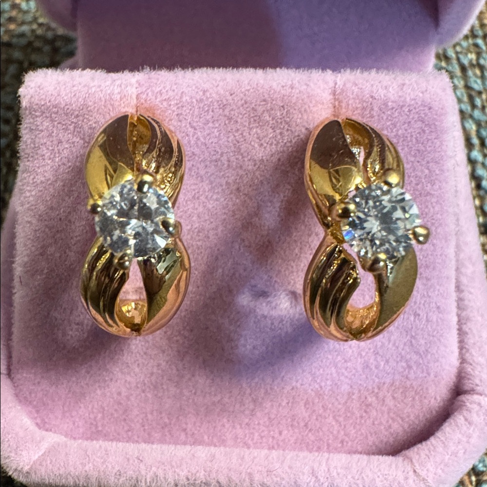 3085 Swarovski Crystal Elements Post Earrings - image 1